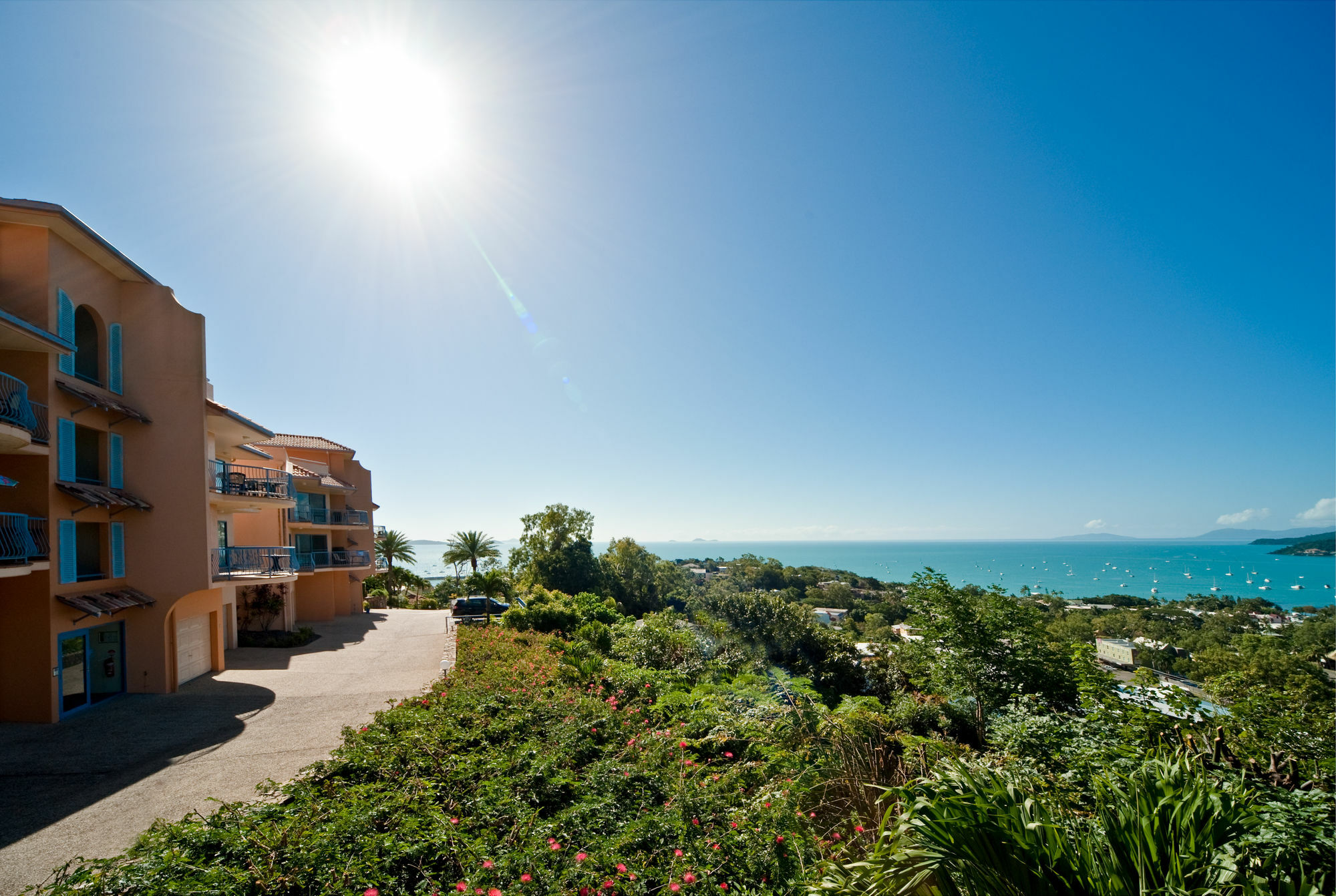 Sea Star Apartments Airlie Beach Eksteriør bilde