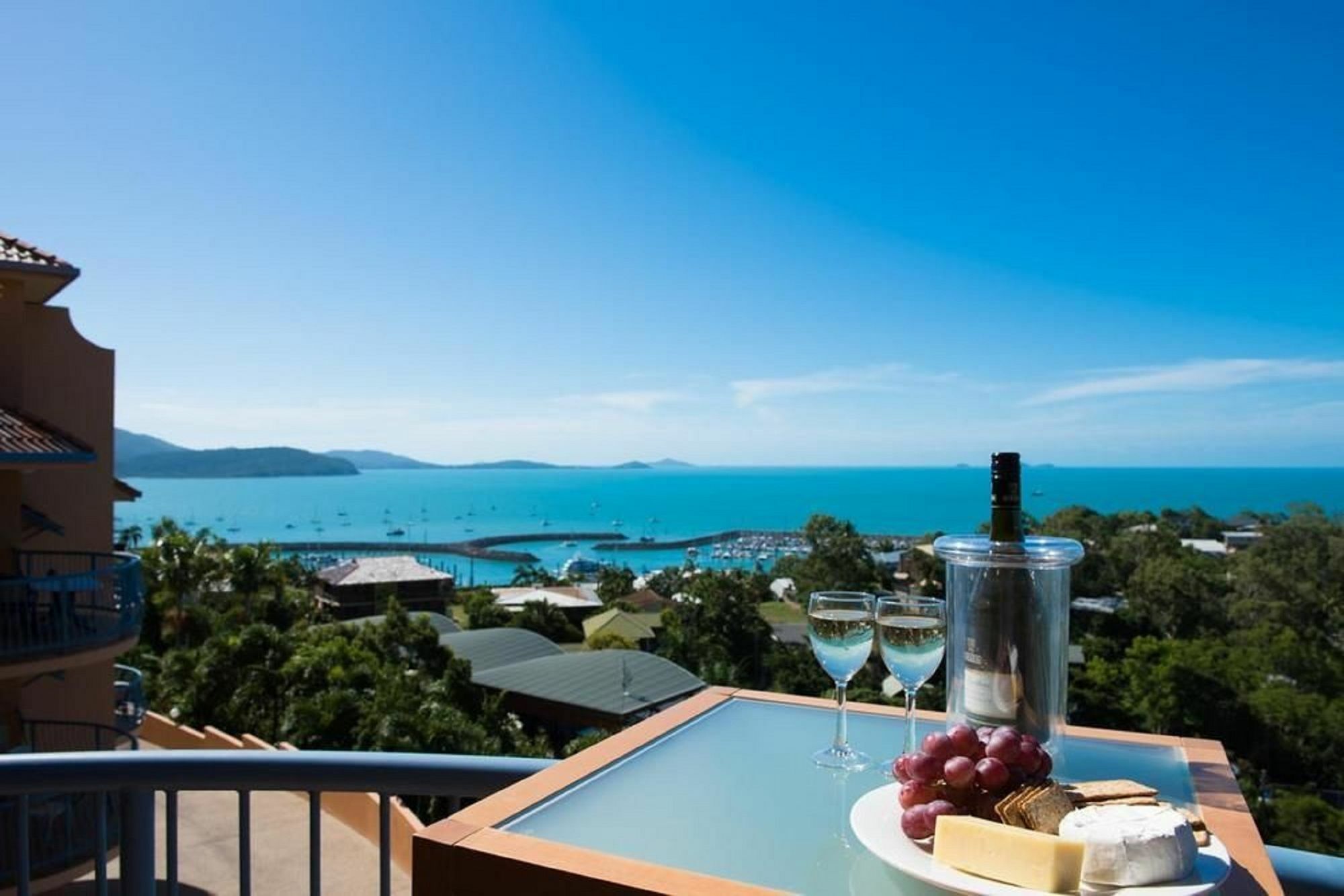 Sea Star Apartments Airlie Beach Eksteriør bilde